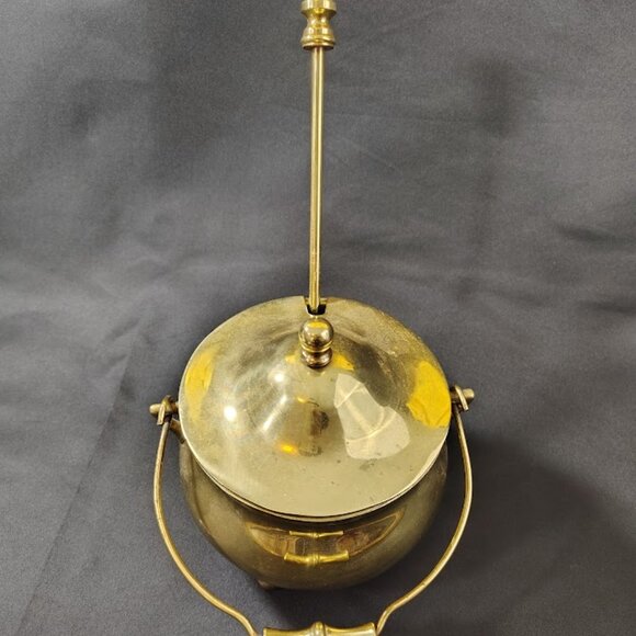 Vintage Brass Silent Butler with Lid and Handle – Ash Pot with Pumice Stone - Picture 10 of 11